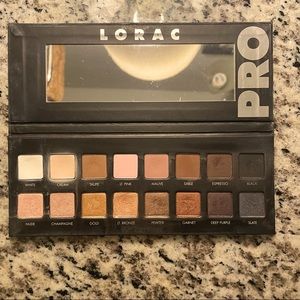 LORAC PRO EYESHADOW PALLET